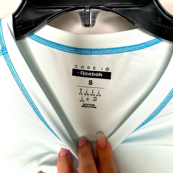 Core 10 Reebok Women’s Loose Fitting Fitness shirt - Picture 5 of 7